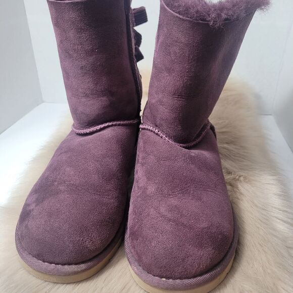 UGG Bailey Bow II Port Suede Fur Boots Womens Size 6 - Picture 2 of 8
